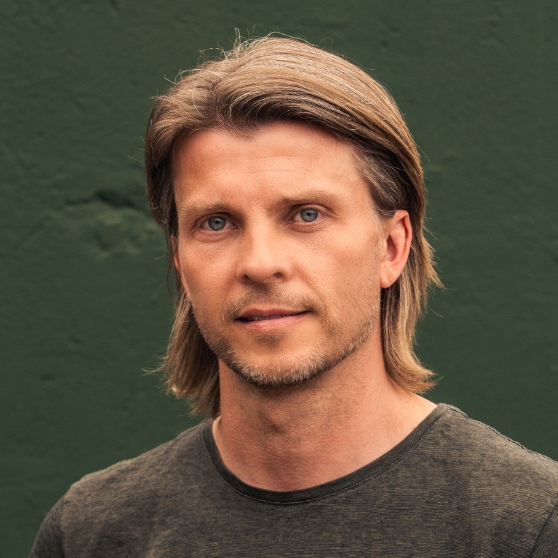 Mads Asbild profile